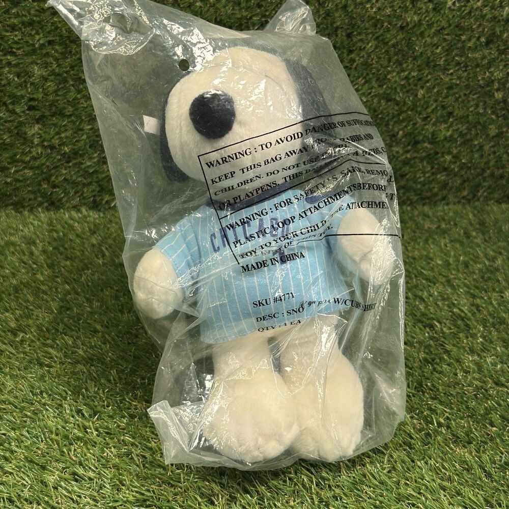 Chicago Cubs SNOOPY MetLife 9" NIP